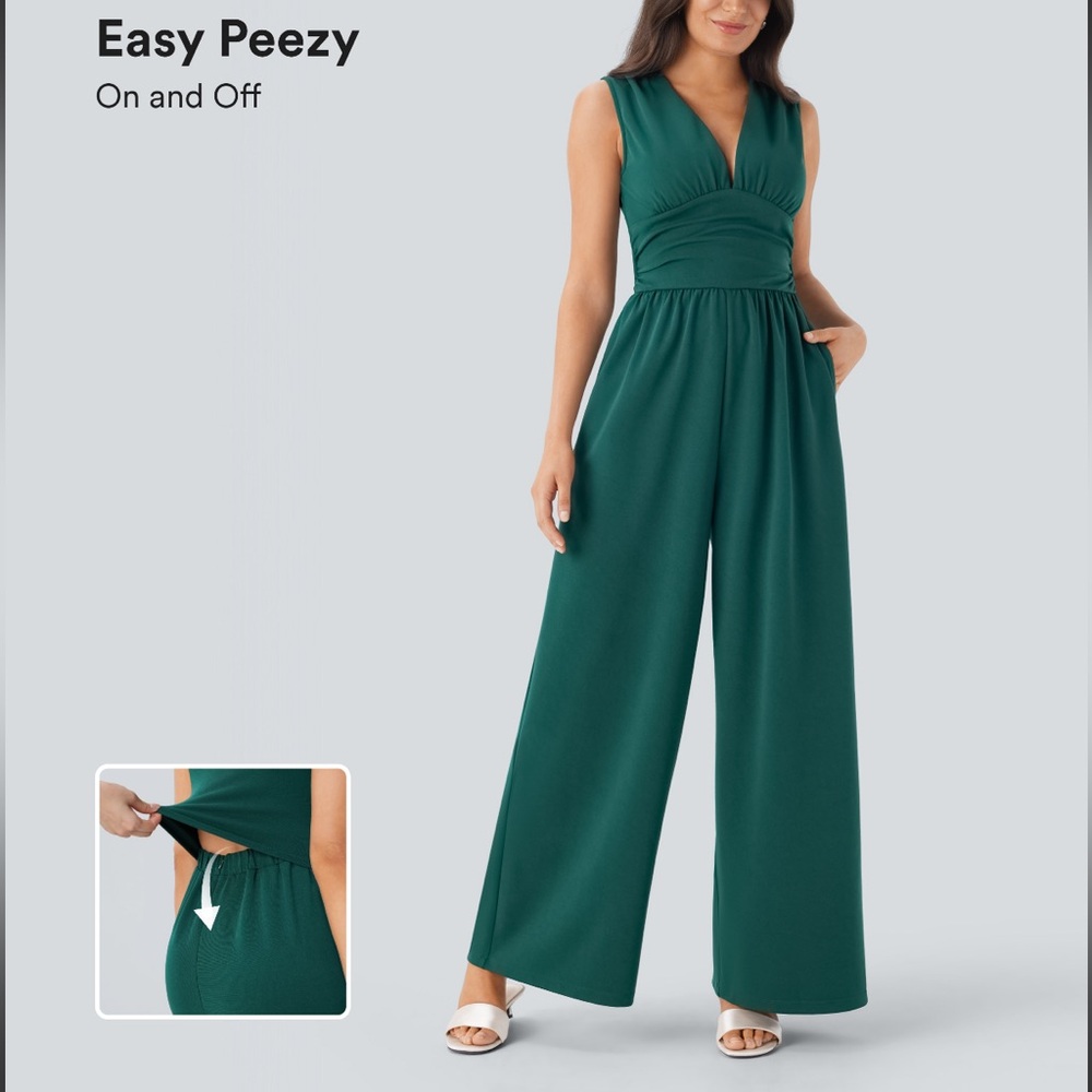 Halara SculptKnit V Neck Sleeveless Ruched
Pocket Jumpsuit, Easy Peezy